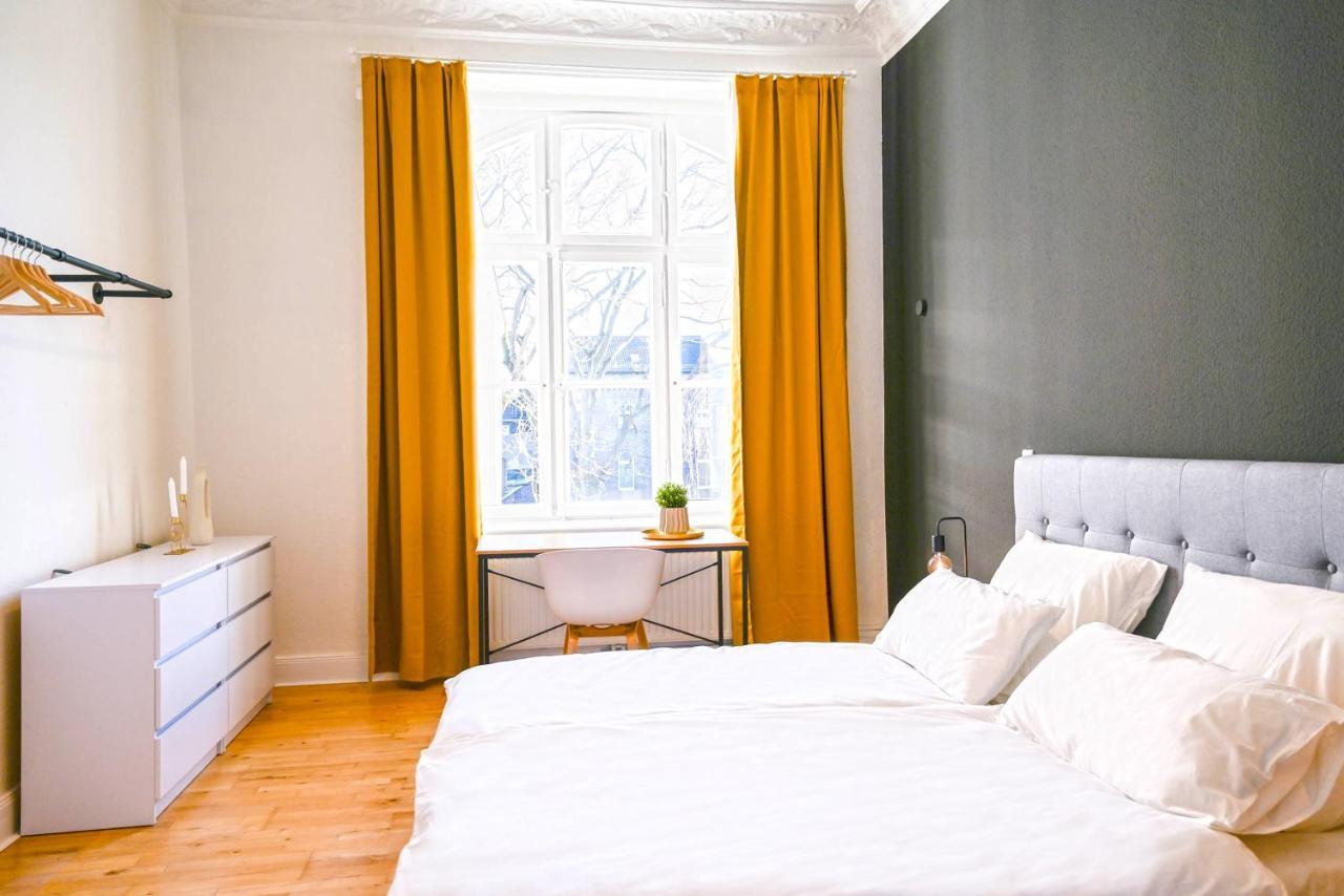 120Qm Denkmal Apartment In Krefeld Mit Stuck Und Balkon - Beuys Apartments - Κρέφελντ Εξωτερικό φωτογραφία