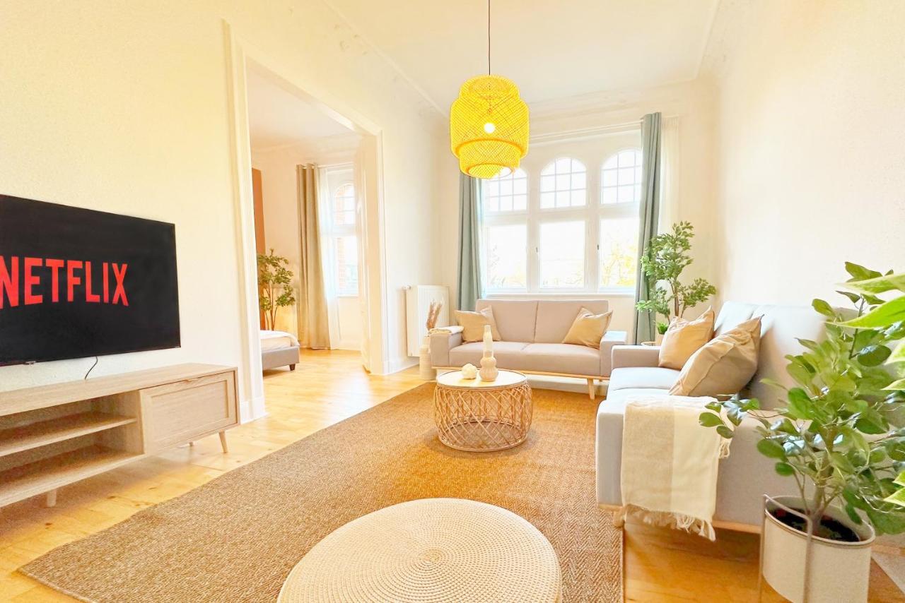 120Qm Denkmal Apartment In Krefeld Mit Stuck Und Balkon - Beuys Apartments - Κρέφελντ Εξωτερικό φωτογραφία